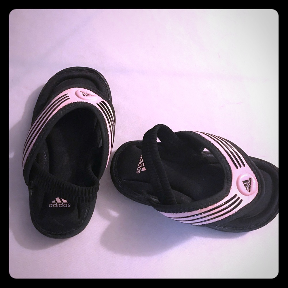 Toddler adidas flip flops 6c